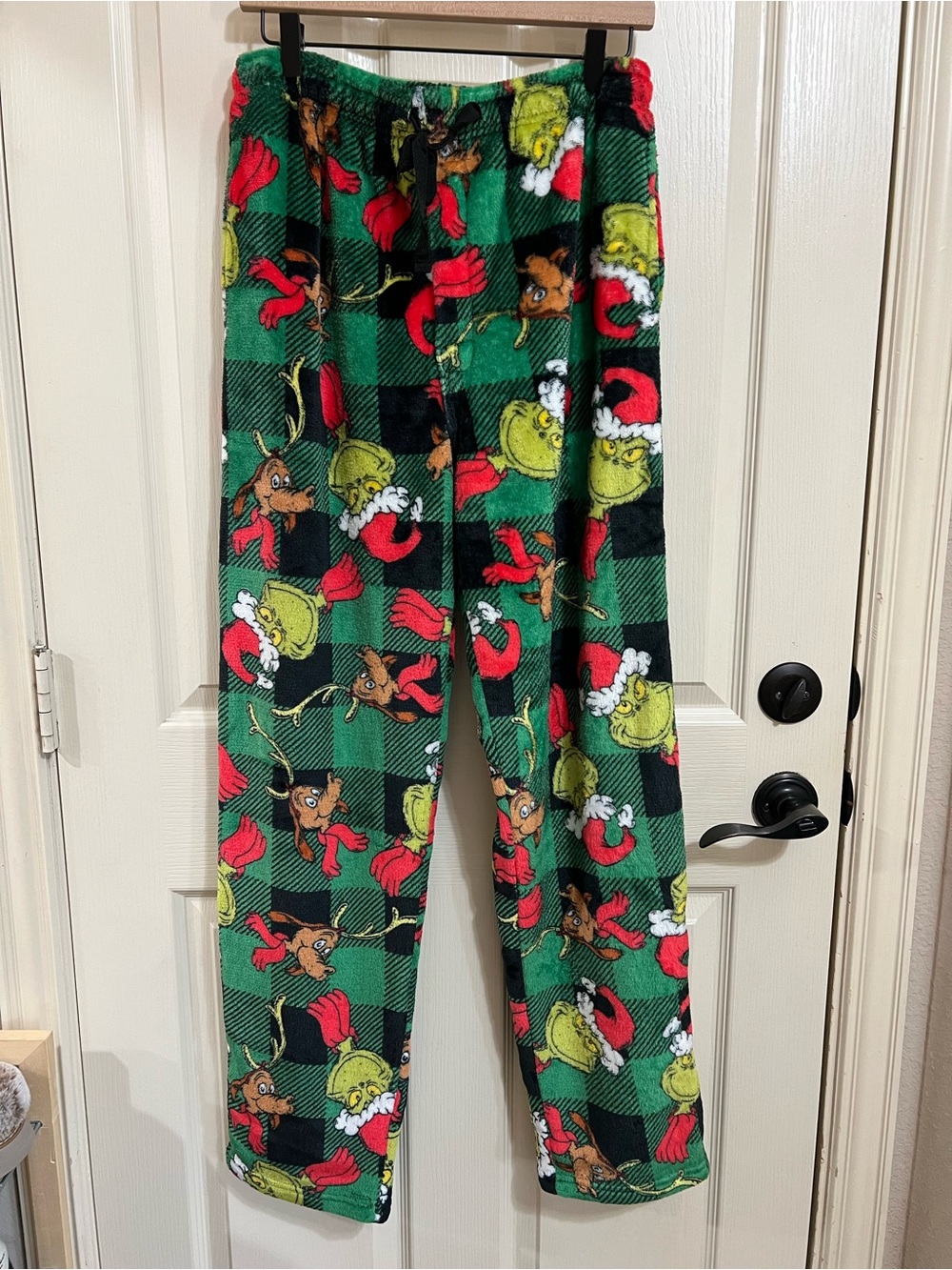 Dr. Seuss Plush Lounge Pants - Green Red Black